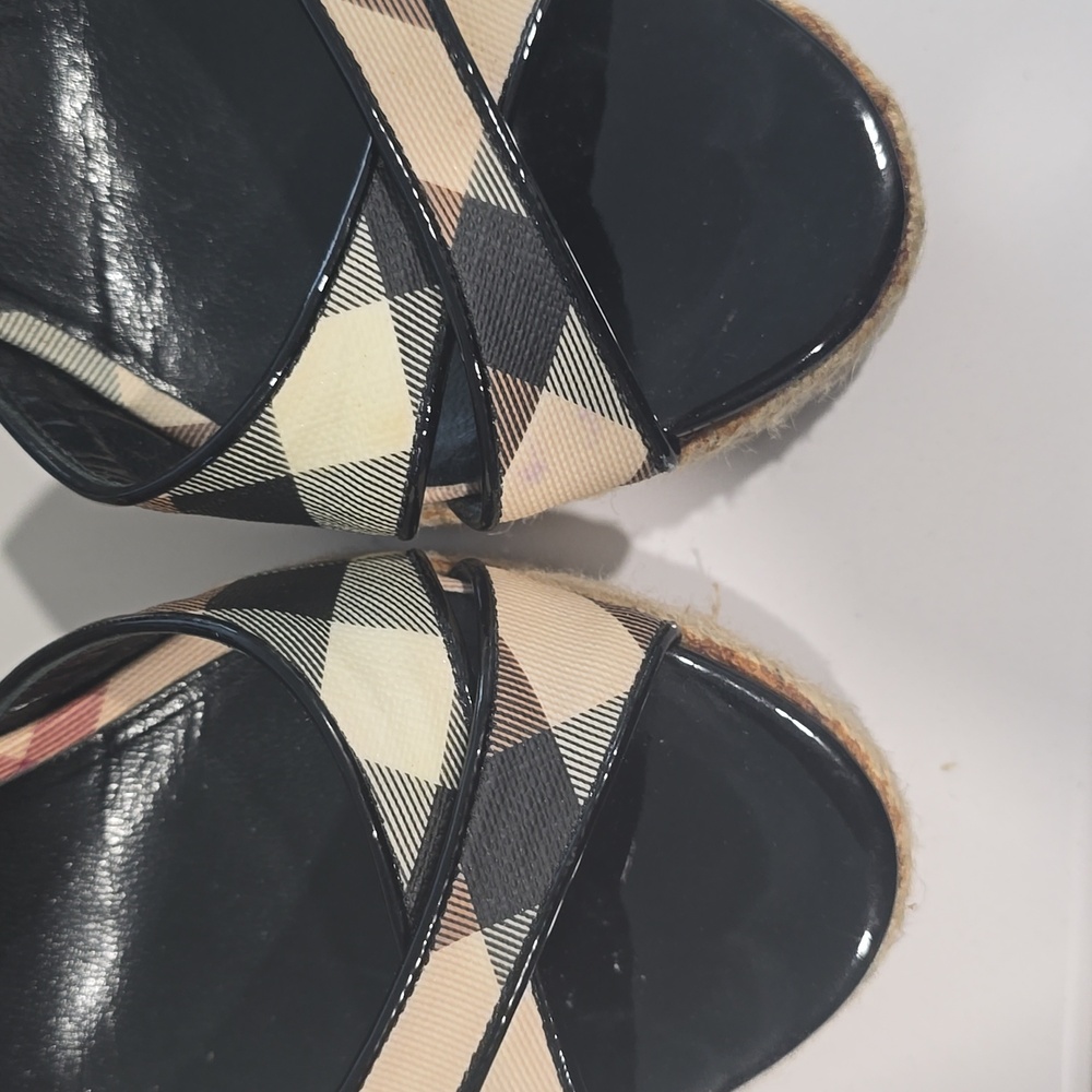 Burberry Plaid Wedge Sandals Espadrilles Size 39 with Box - Picture 6 of 16